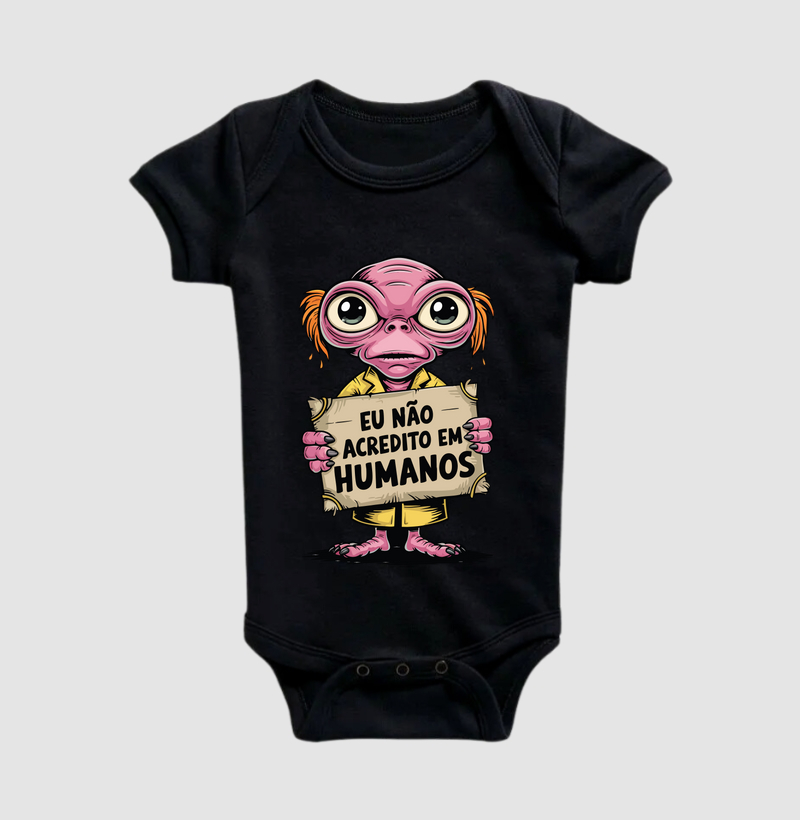 Alien "Não acredito em Humanos"