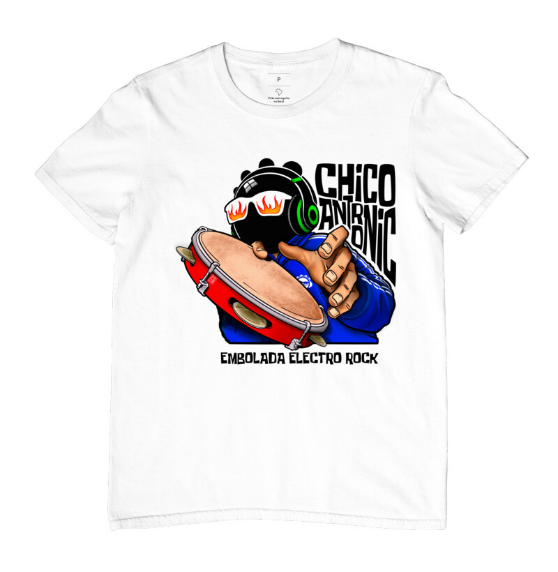Chico Antronic com o pandeiro