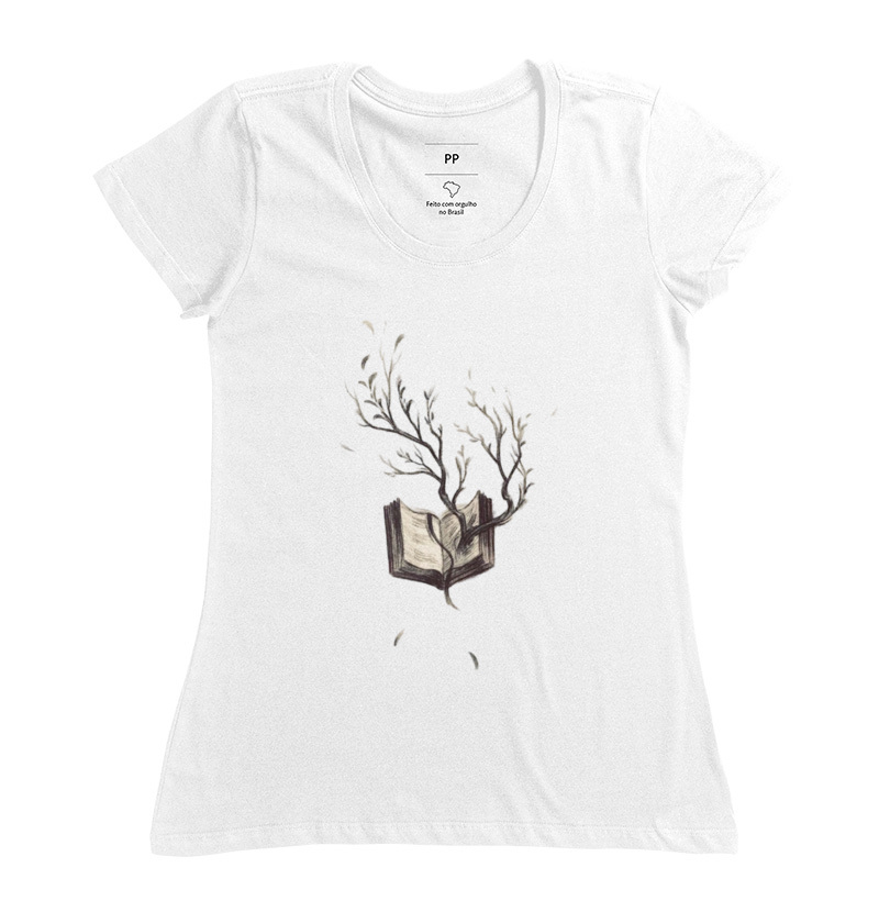 Camiseta feminina árvore de livros