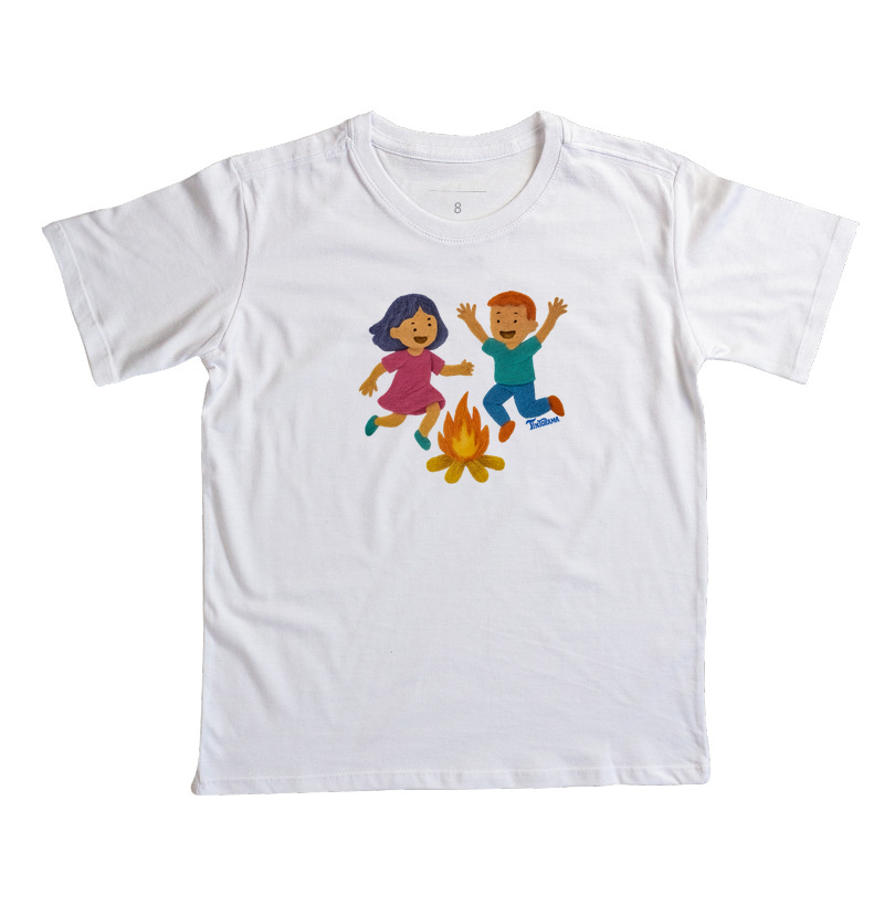 Camiseta Infantil "pular fogueira"