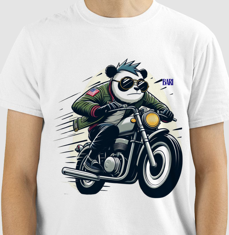 Camiseta com Estampa de Urso Panda Andando de Moto