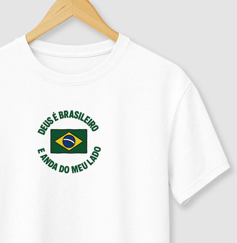 Camiseta Deus é Brasileiro