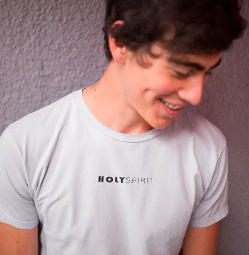 Camiseta Holy Spirit