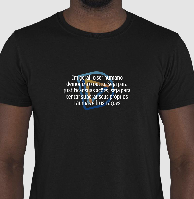 Camiseta Básica DVA "Não Culpe os Outros"