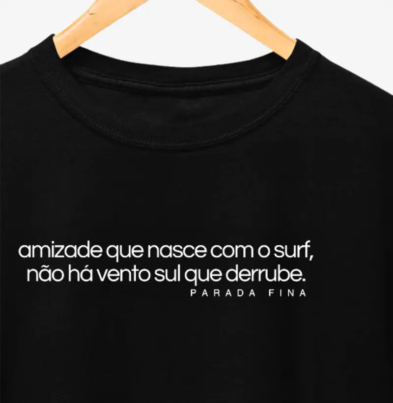 Camiseta Algodão Peruano - 'Amizade no Surf' 