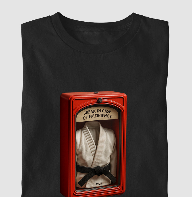 BREAK IN CASE OF EMERGENCY - QUEBRE