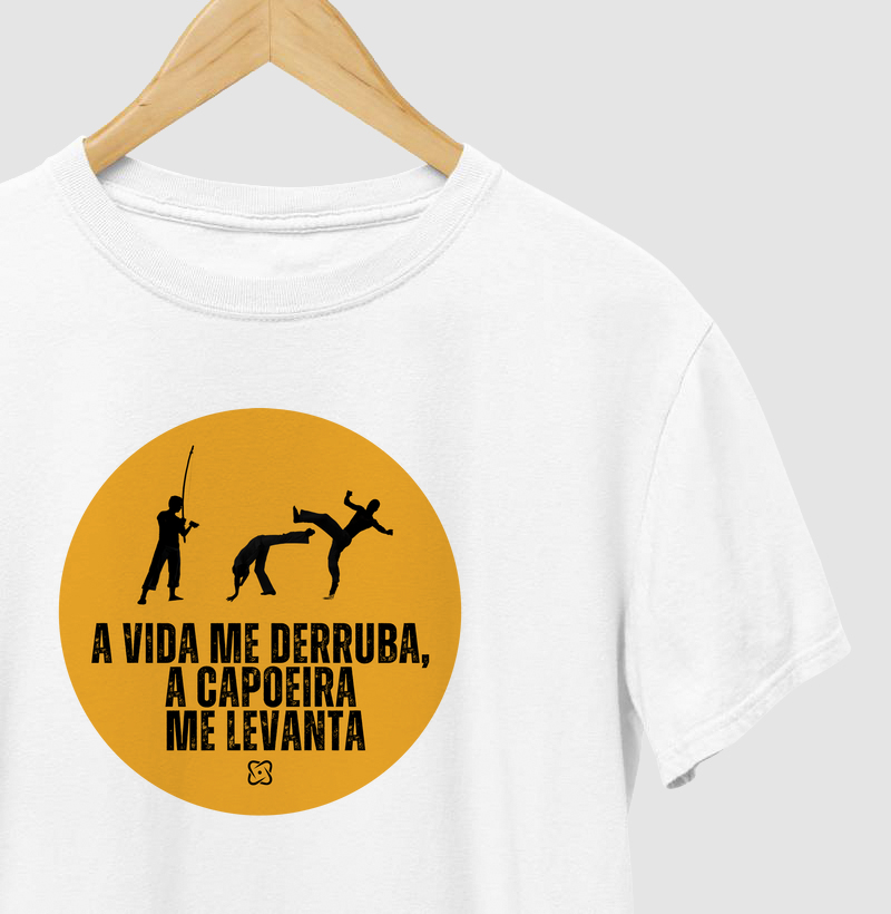 Camiseta Capoeira – A Vida Me Derruba, a Capoeira Me Levanta
