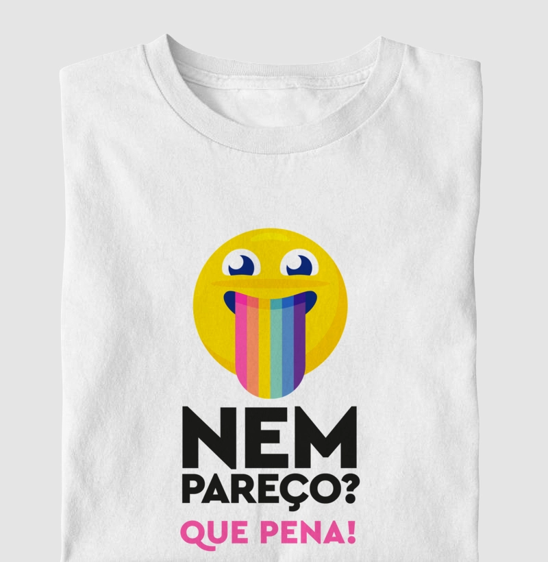 NEM PAREÇO
