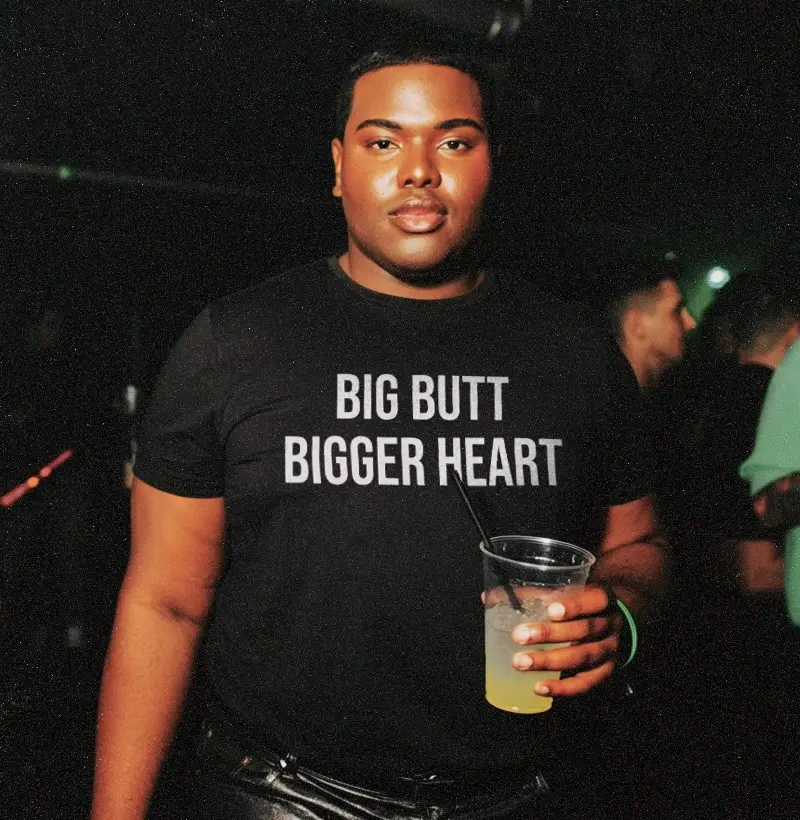 big butt bigger heart | camiseta de algodão pima premium