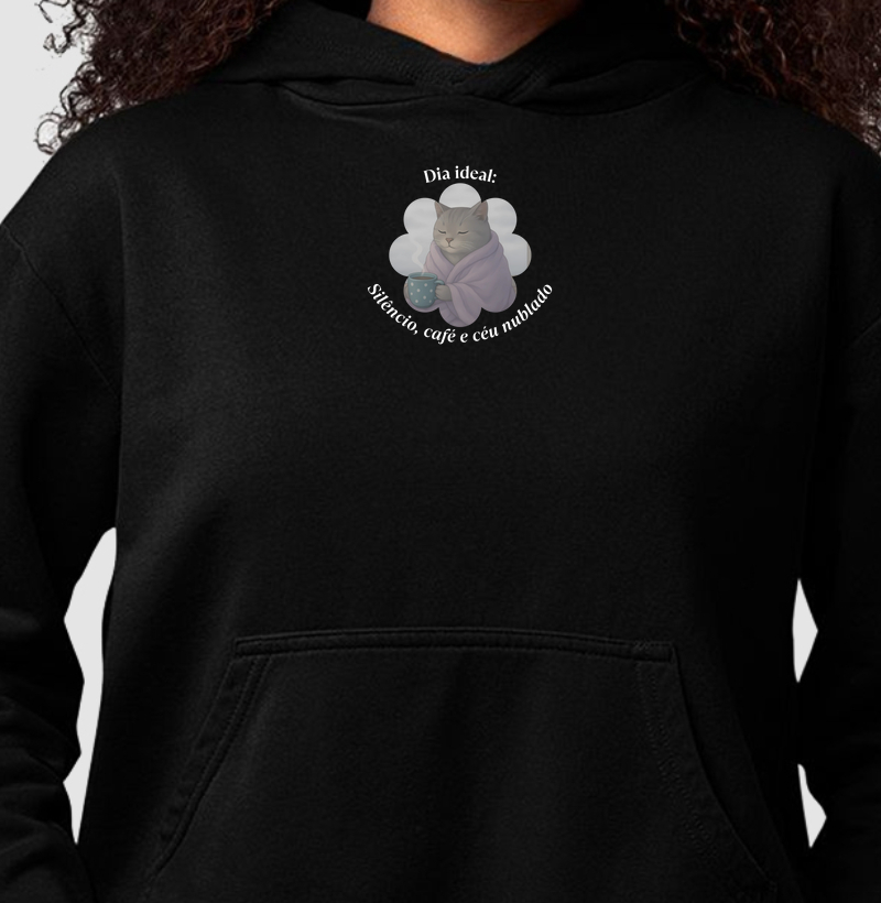 Dia ideal: silêncio, café e céu nublado