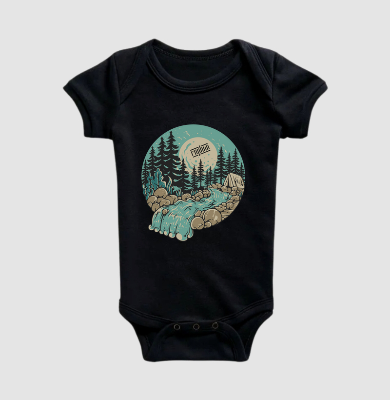 Cachoeira na floresta