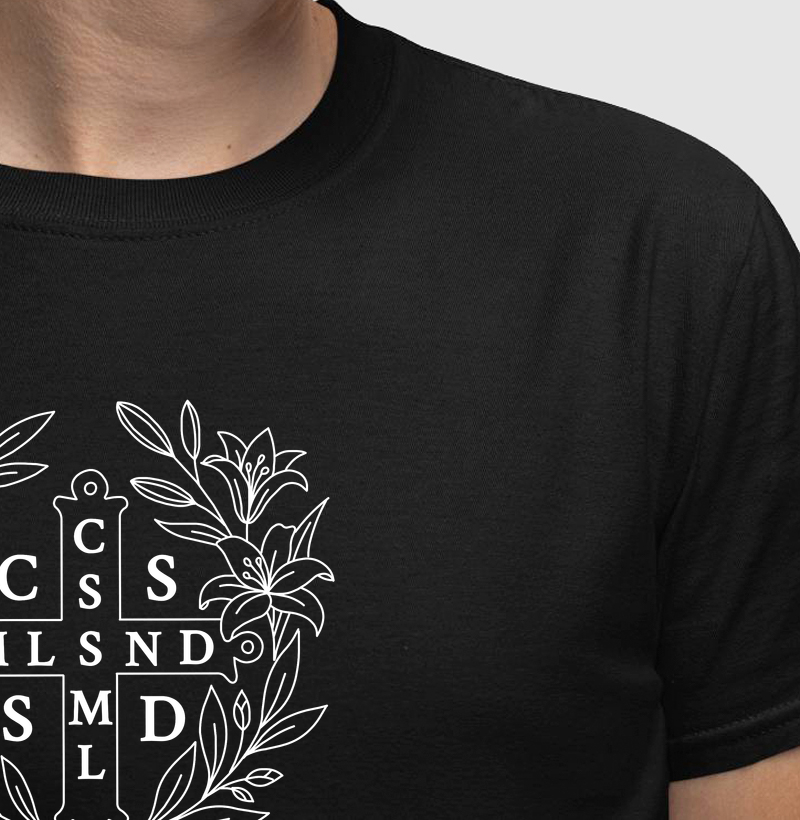 Camiseta Básica Benedictus