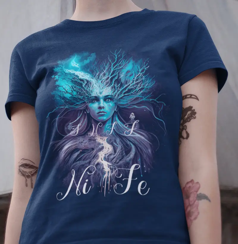 "Natureza Infinita" Camiseta para INFJs