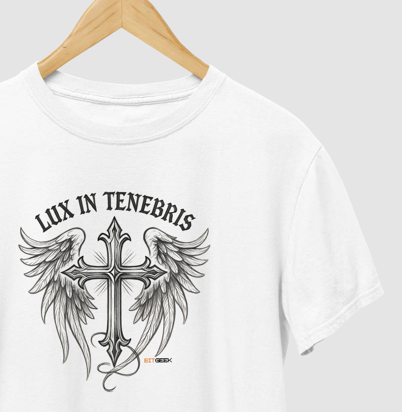 Camiseta Lux in Tenebris