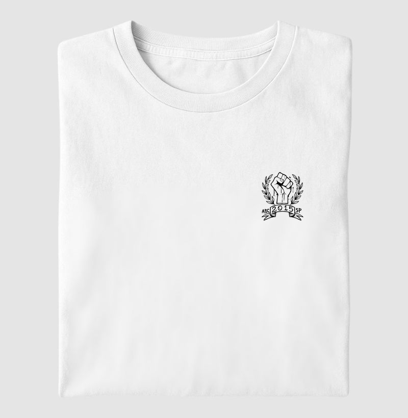 Camiseta Punho Peito Preto