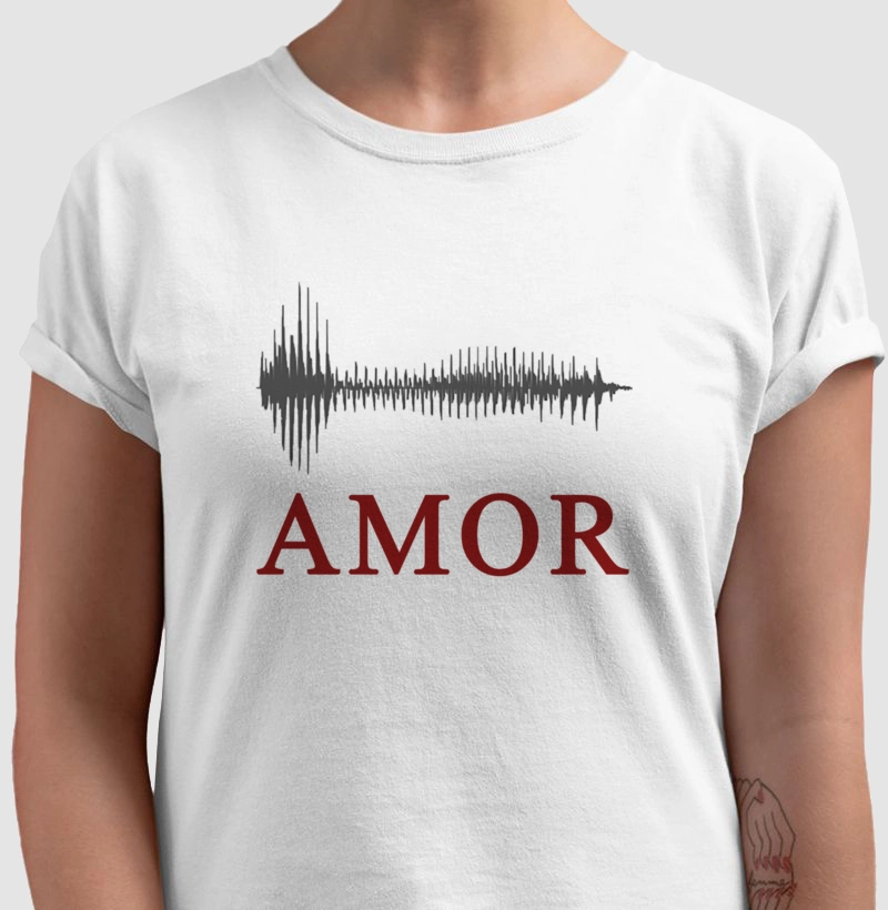 SoundWave Amor - A onda é de fato o registro sonoro da palavra amor. Modelagem feminina acinturada.