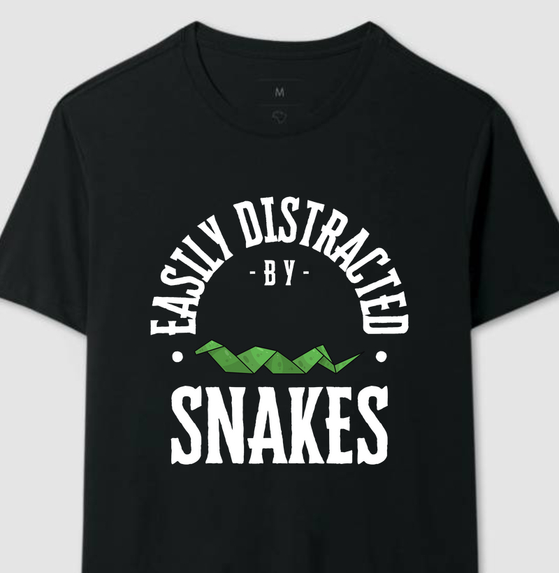 Easily Distracted by Snakes (Letras Brancas)