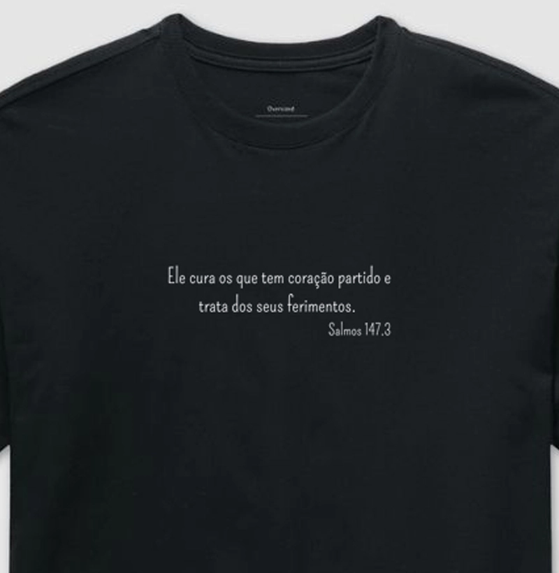 Ele cura os que tem coração partido e trata dos seus ferimentos. Salmos 147.3