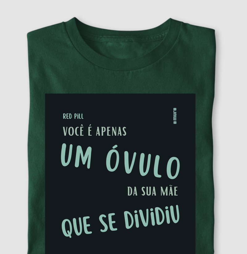 camiseta | apenas um óvulo | fundo escuro