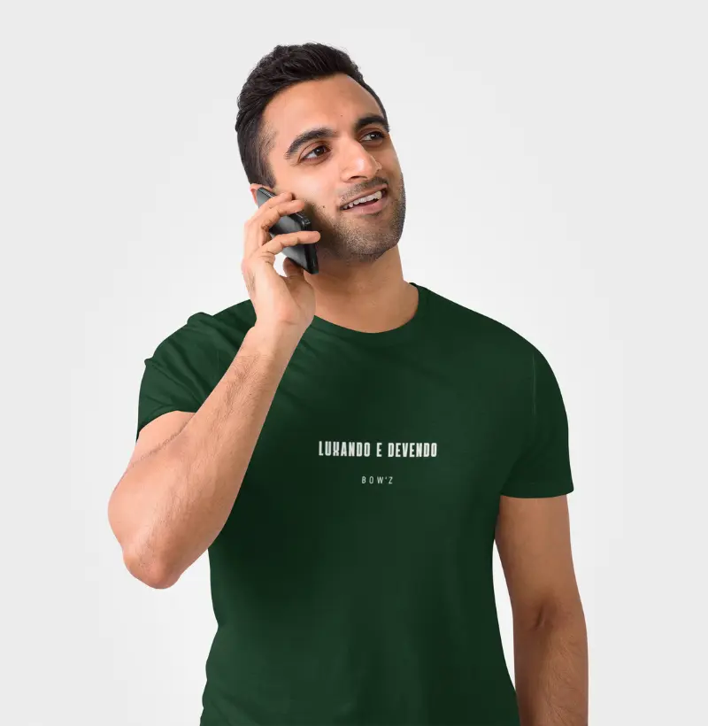 Camiseta Luxando e Devendo