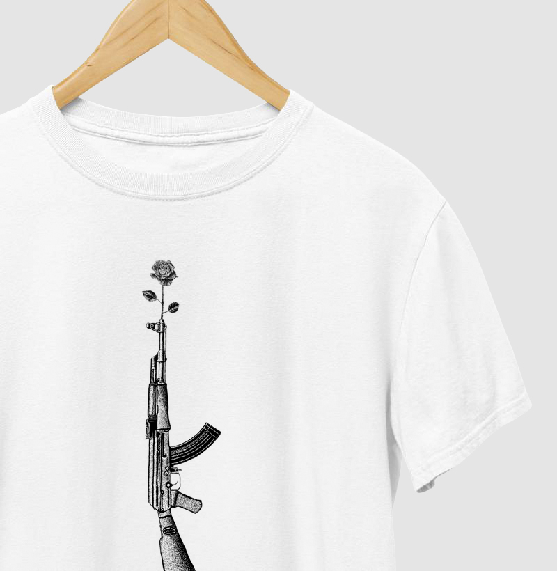 Camiseta Gun Flower