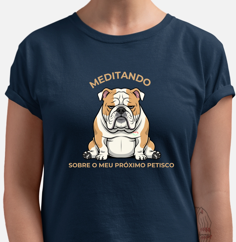 BULDOGUE MEDITANDO - Camiseta 