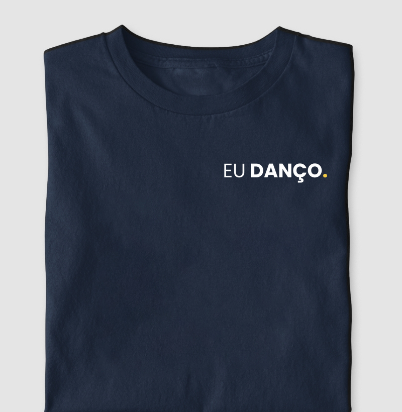 Eu danço.