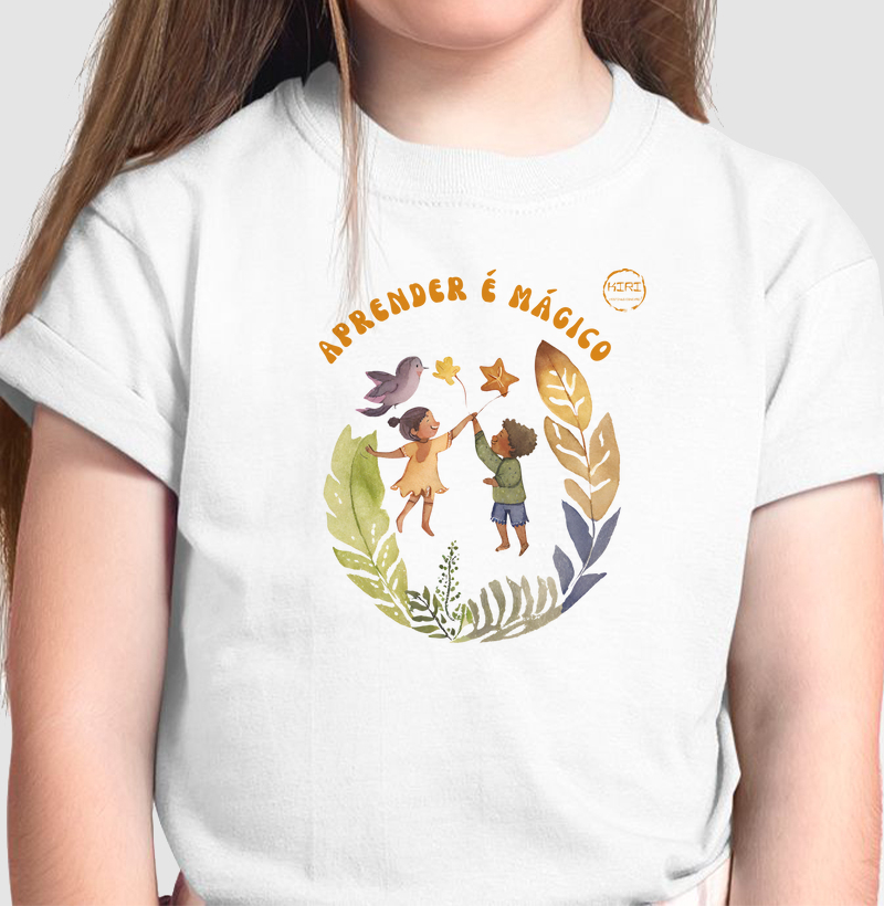 Camiseta Infantil KIRI -Aprender É Mágico