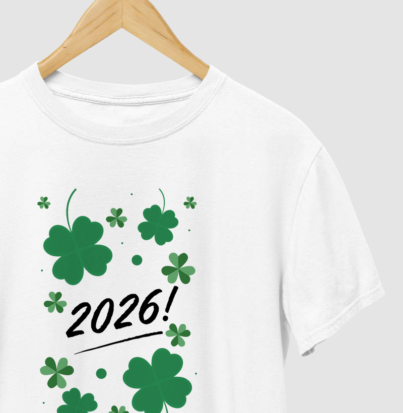 Camiseta Trevo 2026: Quatro Folhas e Sorte Nova - O Talismã do Ano
