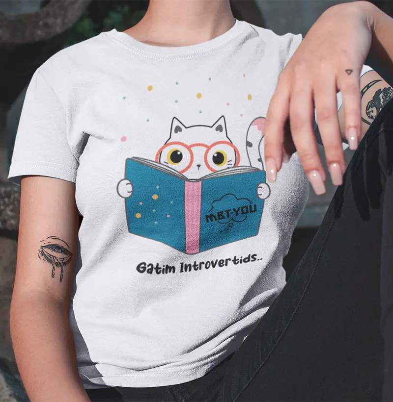 Camisetas Gatim Introvertds: Celebre sua Natureza Reservada com Estilo!