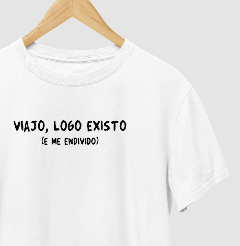 Viajo e me endivido