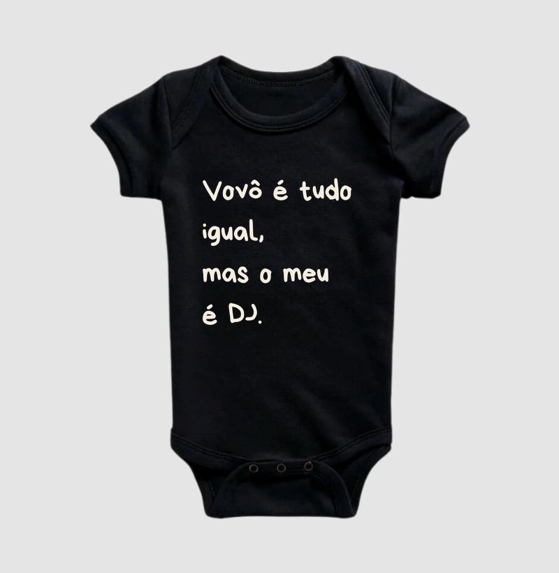 Vovô é tudo igual, mas o meu é DJ.