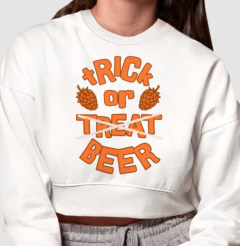 Doces ou Cerveja: Moletom Cropped - Estilo Divertido para Apaixonados por Cerveja