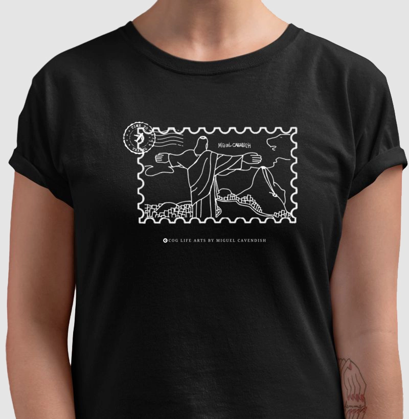 Camiseta Adulto Cartão Postal Cristo Preta by Miguel Cavendish 
