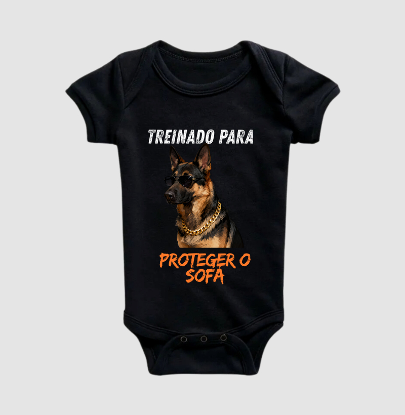 Treinado para proteger o sofá