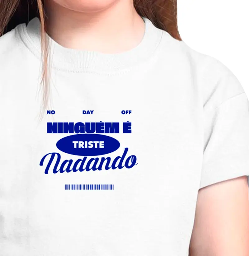 NINGUEM E TRISTE NADANDO