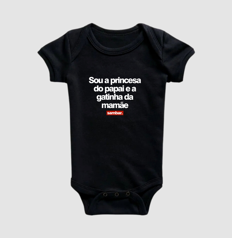Sou a princesa do papai e a gatinha da mamãe