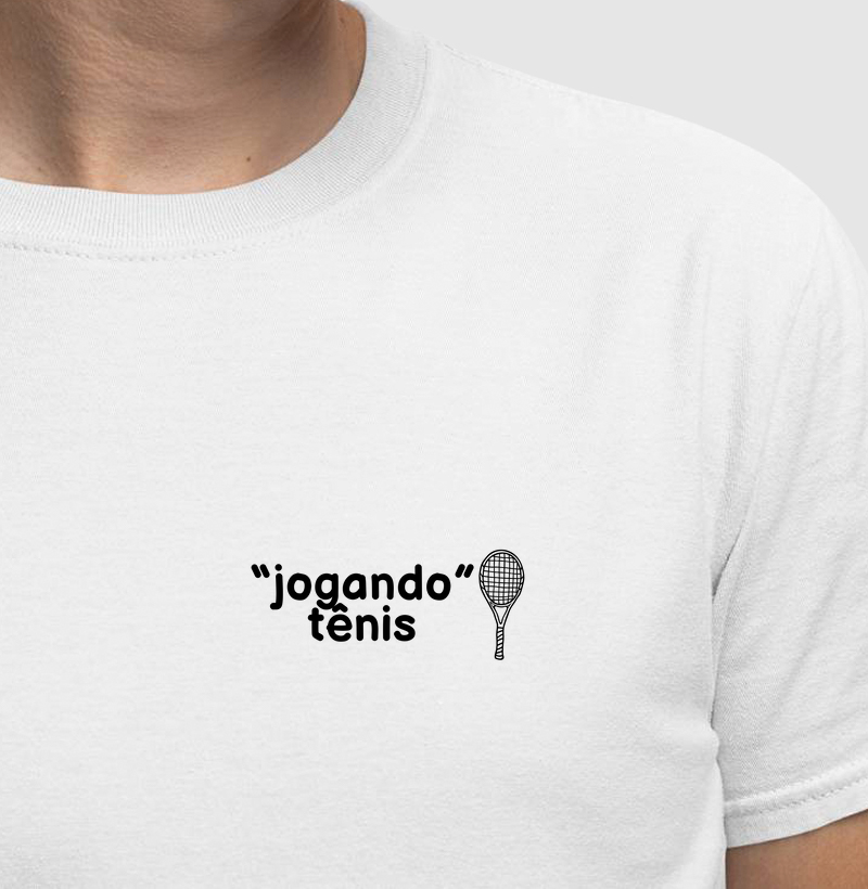 "Jogando" Tênis