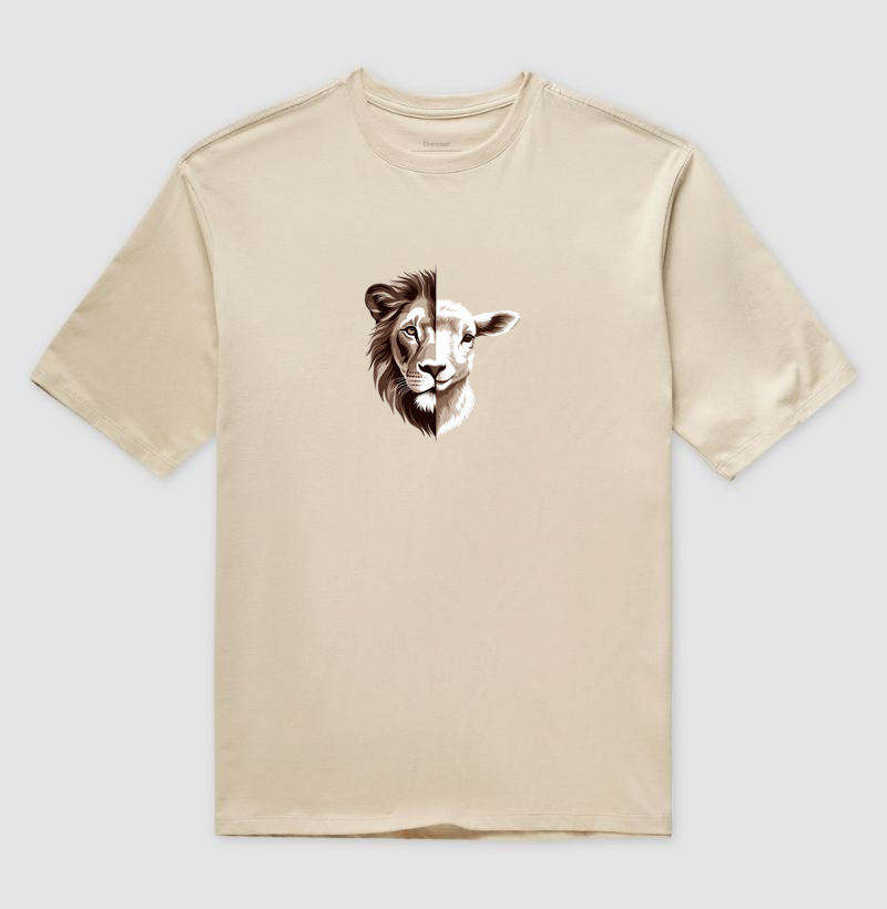Camiseta Oversized Leão e Cordeiro