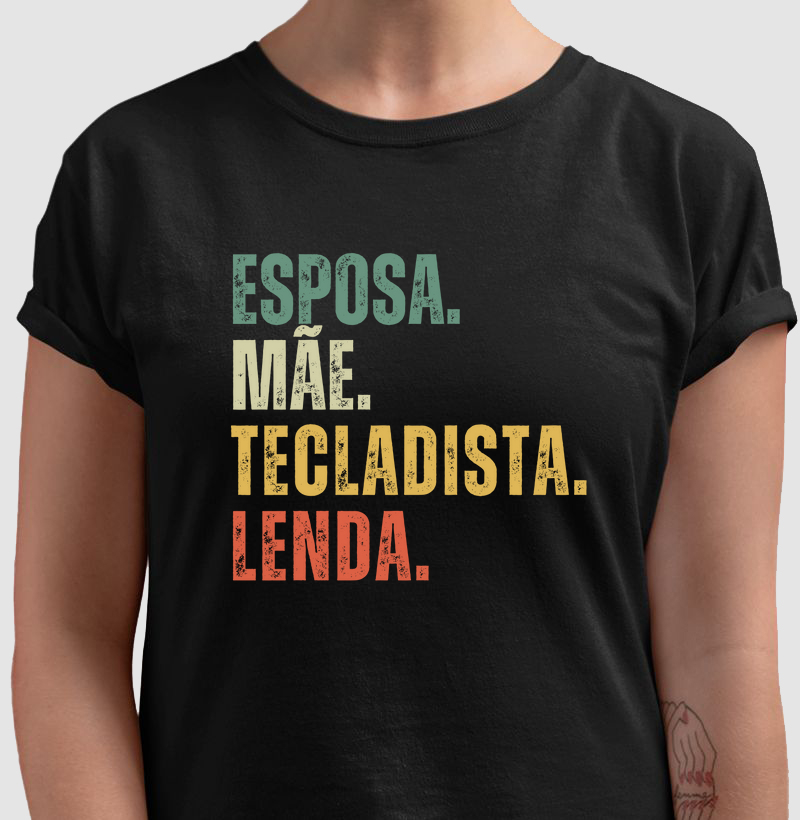 ESPOSA. MÃE. TECLADISTA. LENDA.