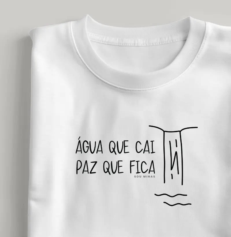 Água que cai. Paz que fica.