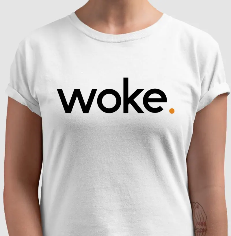 Camiseta Woke Tradicional