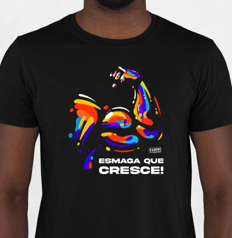 CAMISETA MASCULINA ESMAGA QUE CRESCE