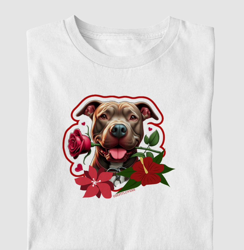 Pit bull com rosa na boca!