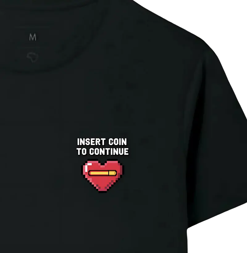 "Insert Coin to Continue" com coração pixel art em estilo arcade