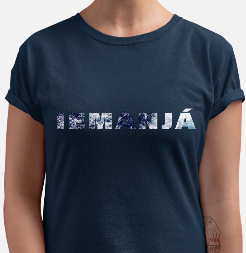 Camiseta Iemanjá No Mar