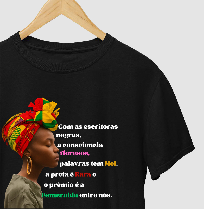 ESCRITORAS NEGRAS REALISTA 