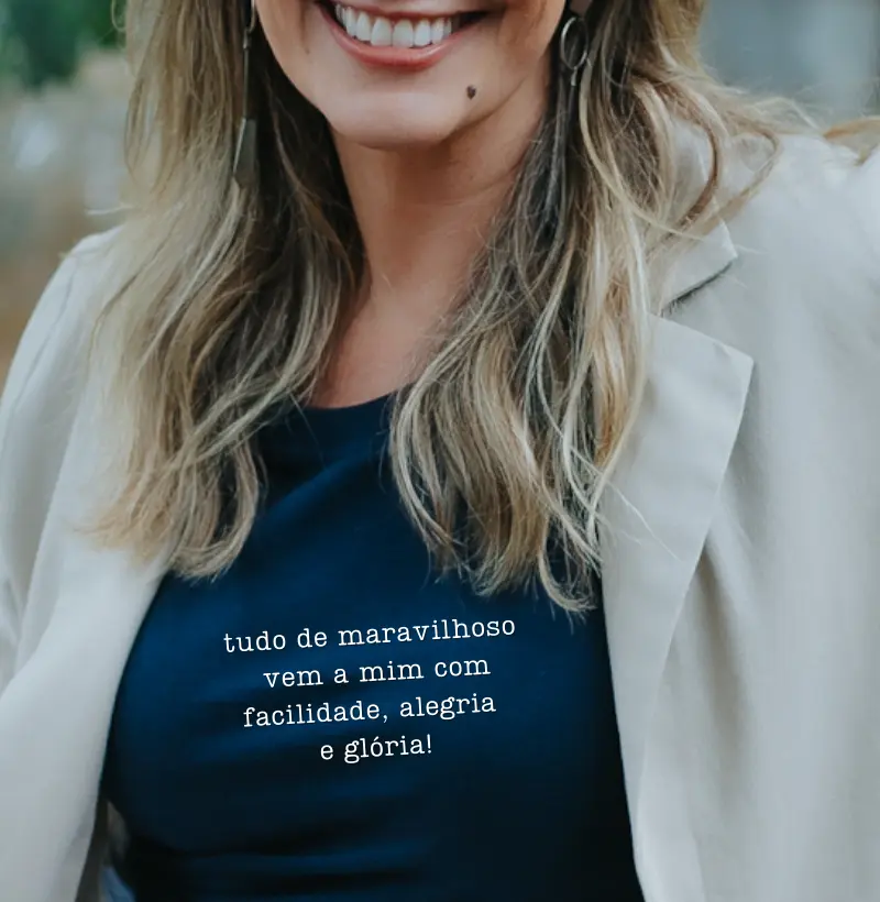 Tudo de maravilhoso vem a mim com facilidade, alegria e glória!