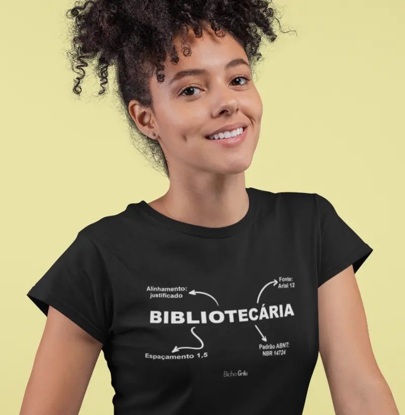 Bibliotecária