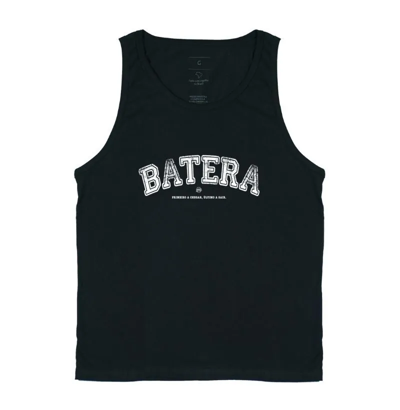 Batera. Primeiro a chegar, último a sair (preta e branca)
